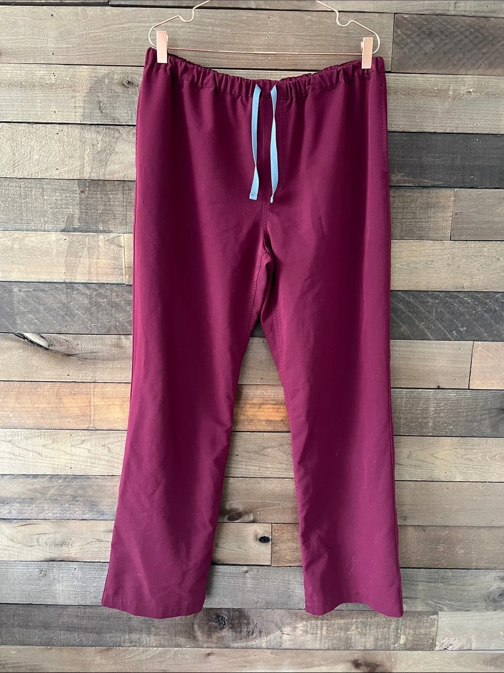 Figs Men's Pisco Straight-Leg Scrub Pant in Burgundy Size XL